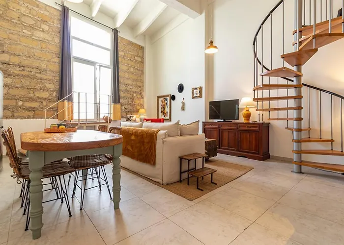 Entre Bodegas Jerez * Jerez de la Frontera