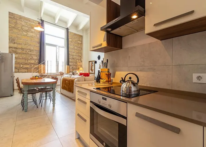 Entre Bodegas Jerez * Jerez de la Frontera